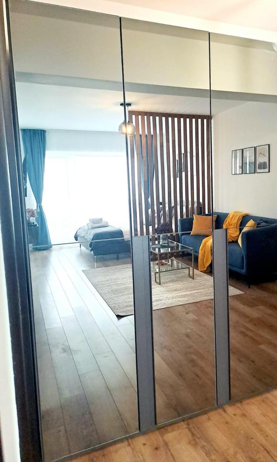 Mountain Breeze Luxury Apartment Ac & Parcare Privata Braşov Eksteriør billede