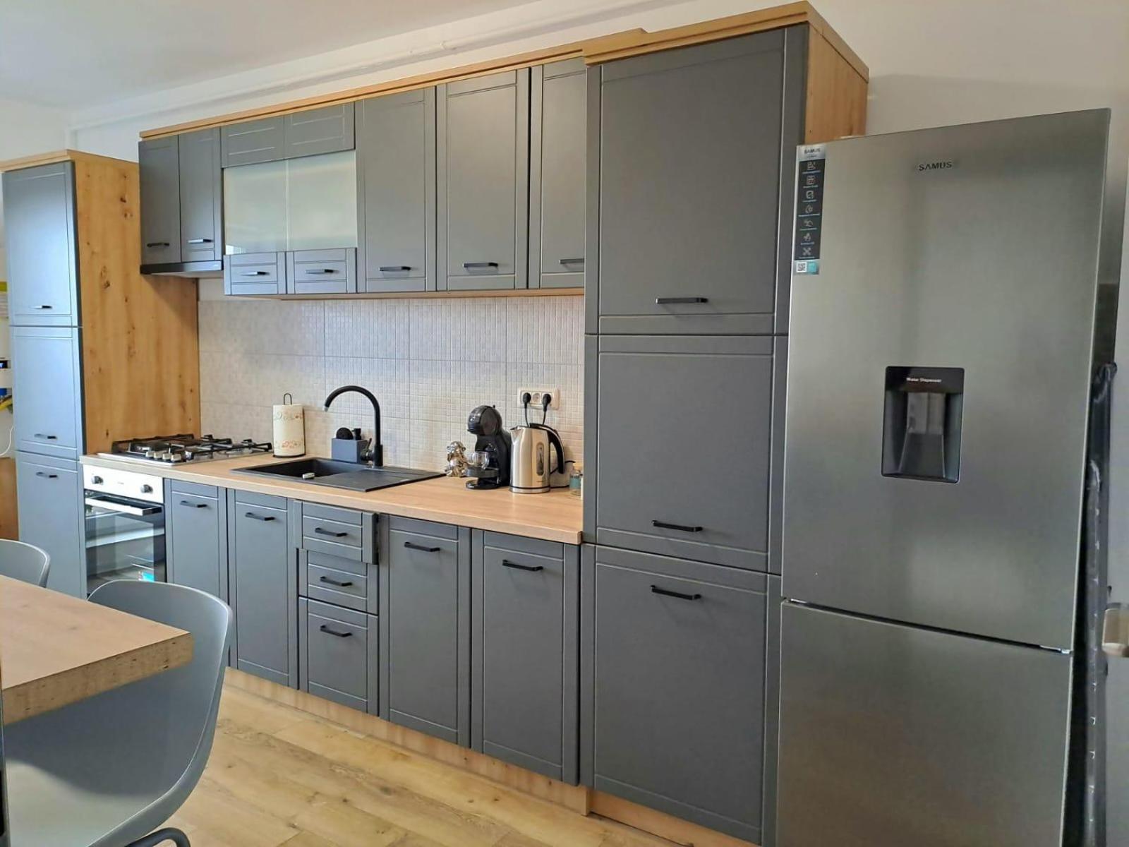 Mountain Breeze Luxury Apartment Ac & Parcare Privata Braşov Eksteriør billede